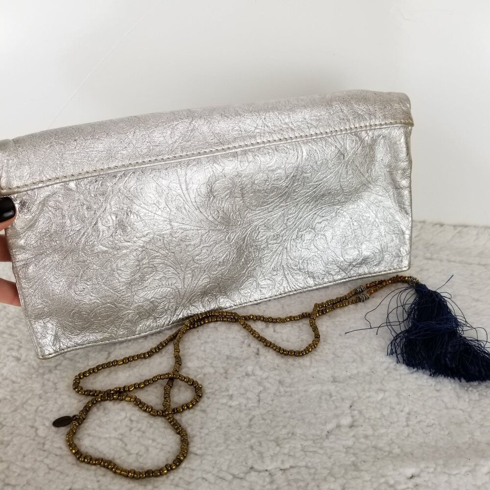 Embossed Silver‎ Clutch Bag Vintage Style Handbag With Zipper Closure《338》P